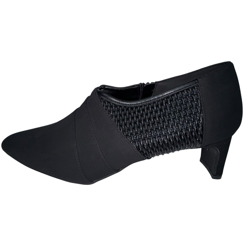 Andiamo Womens Size 11 Ankle Booties Black Pointed Toe Low Heel Side Zip New